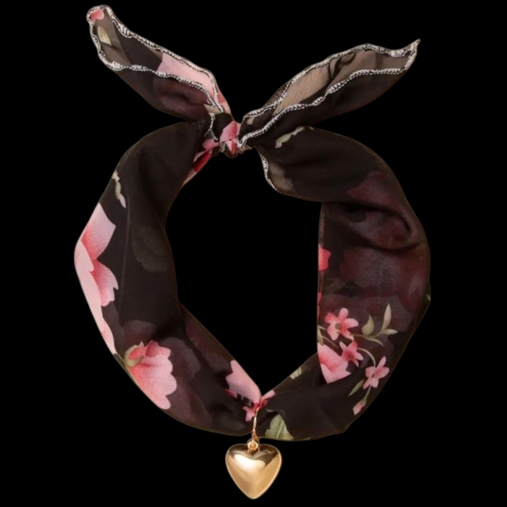 Pendant Scarf Necklace